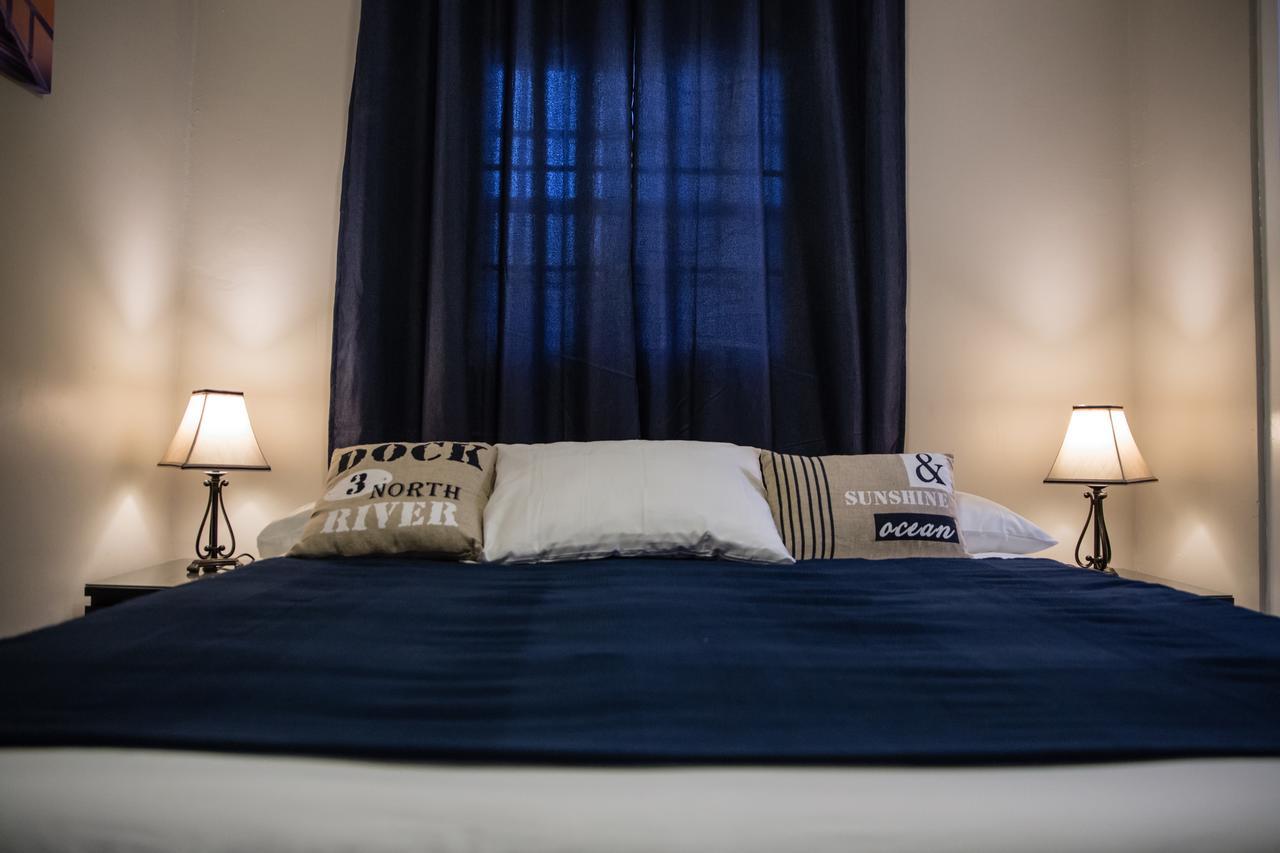 The Pier Beach Inn & Suites Willemstad Exteriör bild